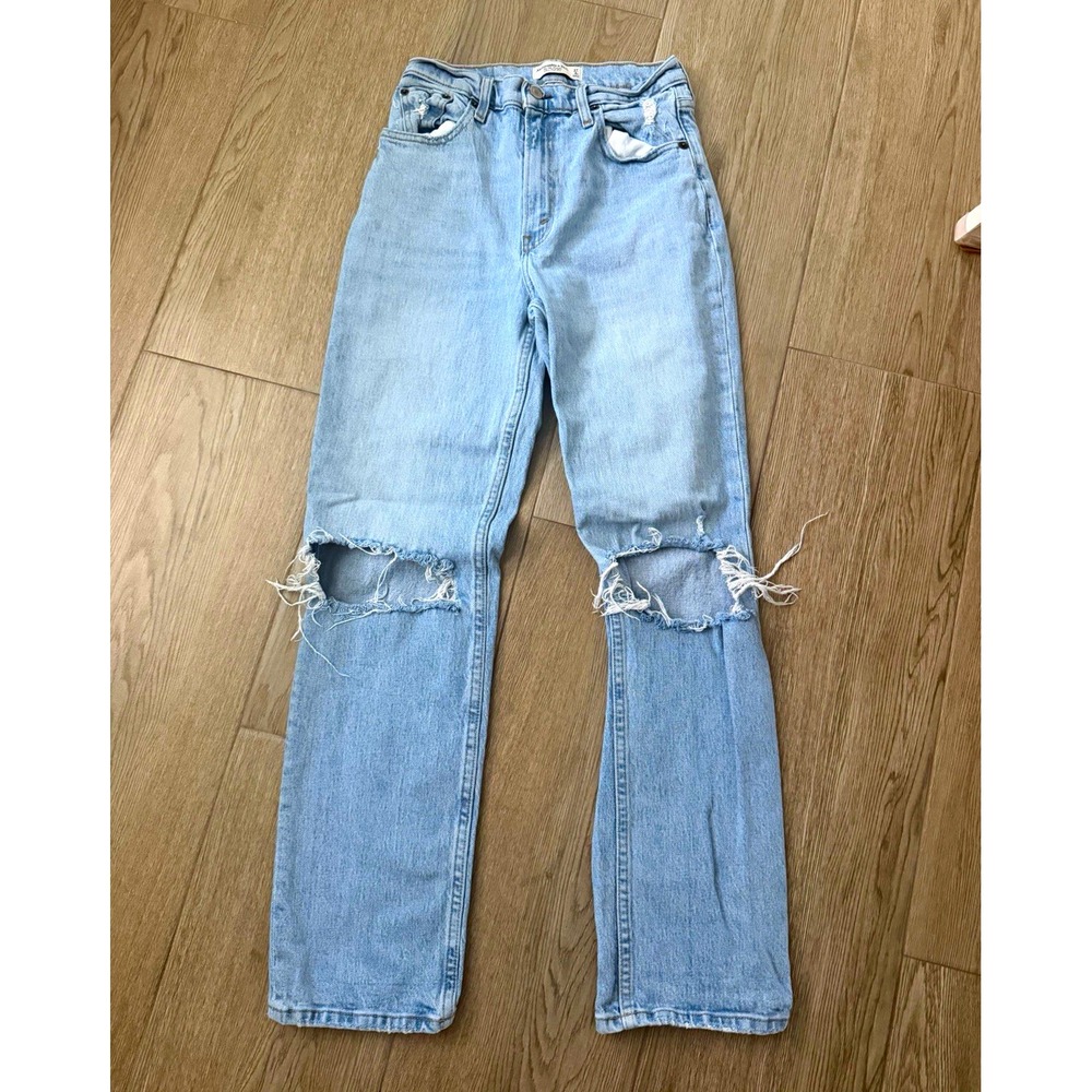 Abercrombie & Fitch Womens Light Wash High Rise Straight Distressed Jeans 4/27